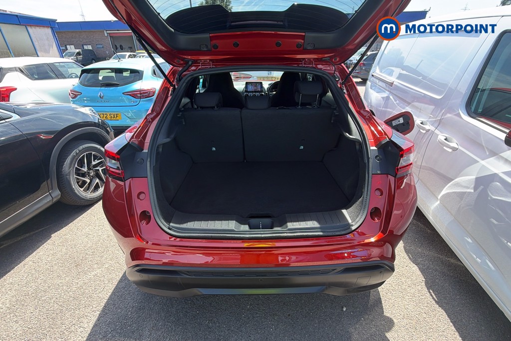 Nissan Juke N-Connecta Automatic Petrol SUV - Stock Number (1656342) - 33rd supplementary image