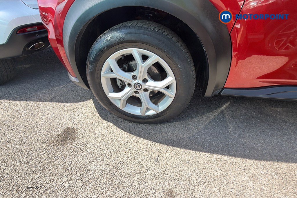 Nissan Juke N-Connecta Automatic Petrol SUV - Stock Number (1656342) - 41st supplementary image