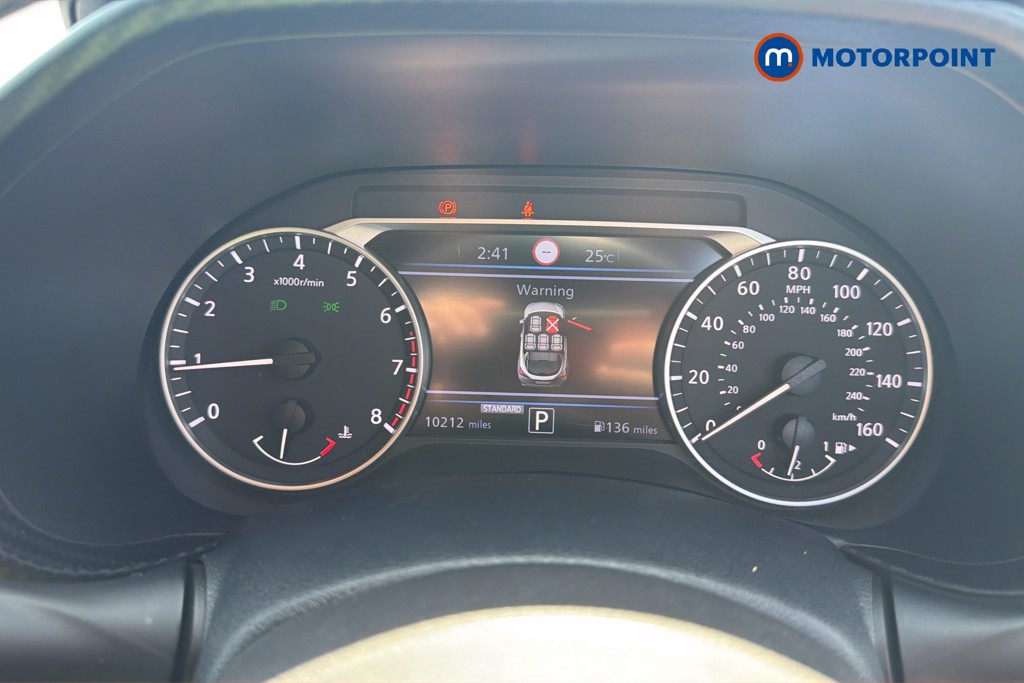 Nissan Juke N-Connecta Automatic Petrol SUV - Stock Number (1656342) - 42nd supplementary image