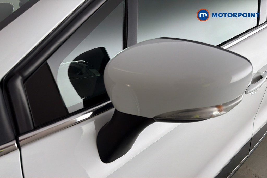 Renault Clio Iconic Manual Petrol Hatchback - Stock Number (1656500) - 43rd supplementary image