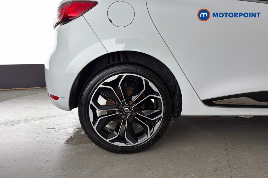 Renault Clio Iconic Manual Petrol Hatchback - Stock Number (1656500) - 49th supplementary image