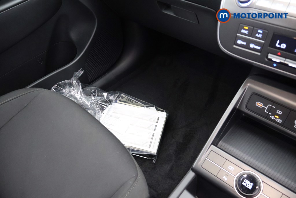 Hyundai Kona Advance Automatic Petrol-Electric Hybrid SUV - Stock Number (1656654) - 12th supplementary image