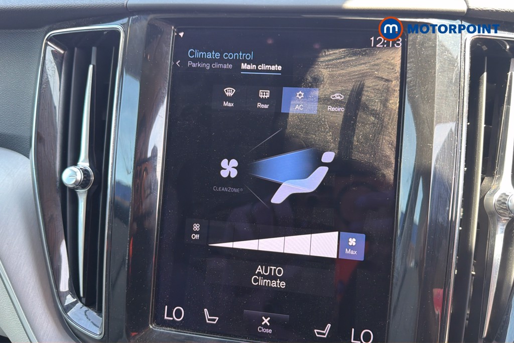 Volvo Xc60 Momentum Automatic Petrol SUV - Stock Number (1656842) - 12th supplementary image