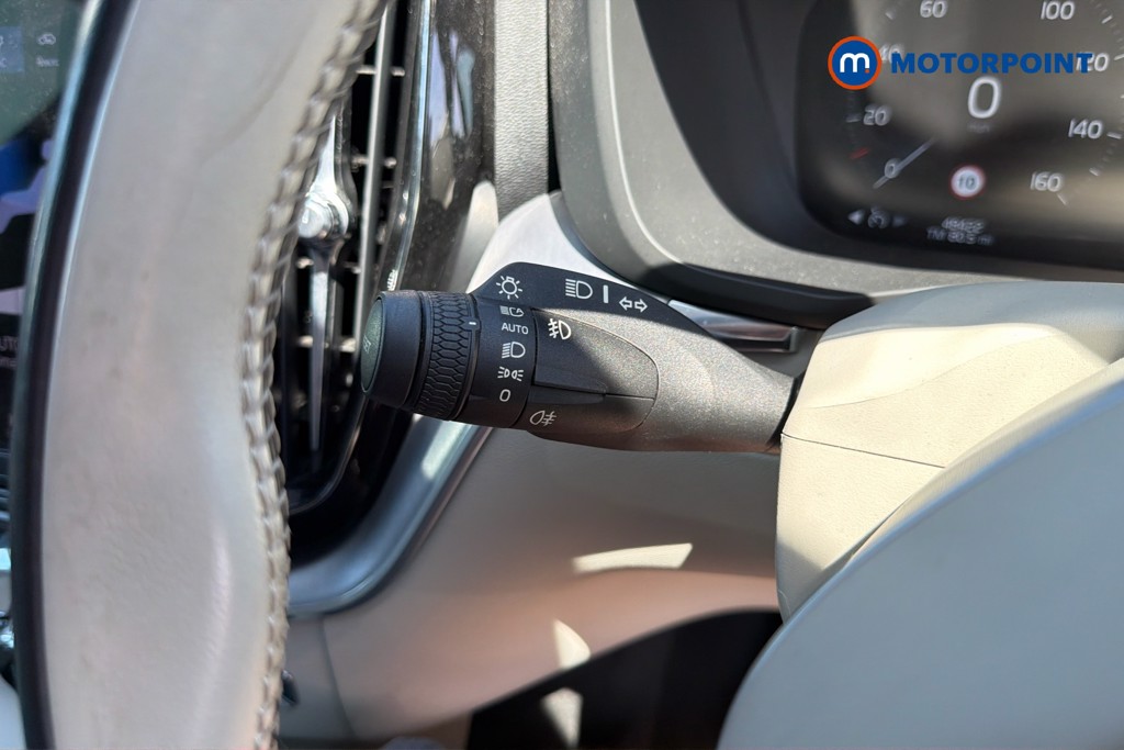 Volvo Xc60 Momentum Automatic Petrol SUV - Stock Number (1656842) - 18th supplementary image