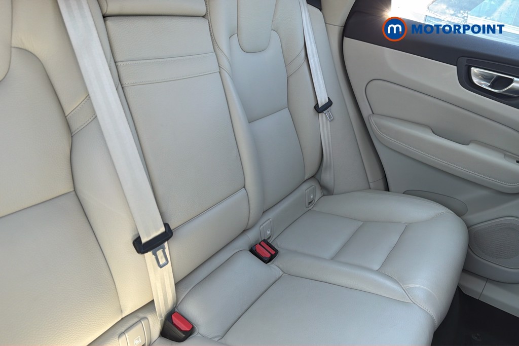 Volvo Xc60 Momentum Automatic Petrol SUV - Stock Number (1656842) - 28th supplementary image
