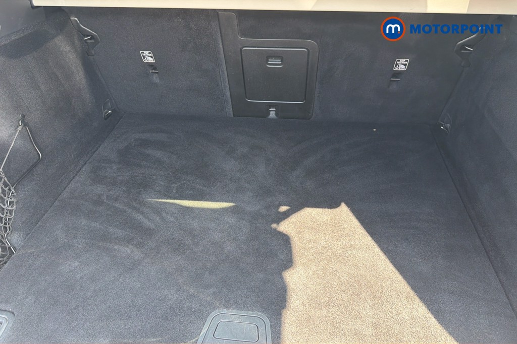 Volvo Xc60 Momentum Automatic Petrol SUV - Stock Number (1656842) - 33rd supplementary image