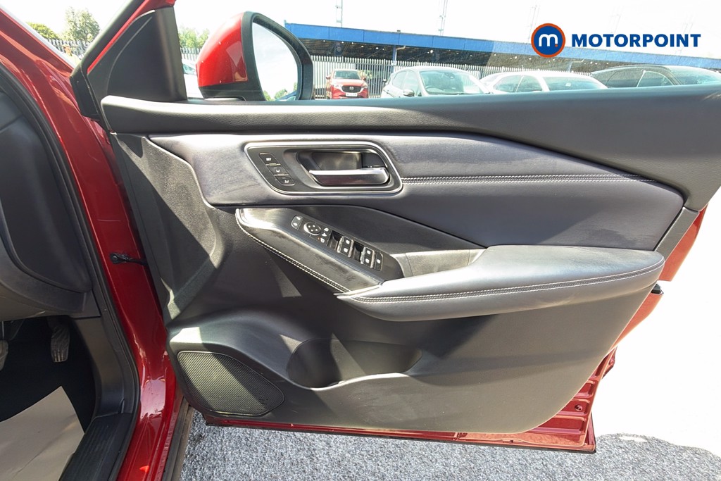 Nissan Qashqai Tekna-Plus Automatic Petrol SUV - Stock Number (1657515) - 19th supplementary image