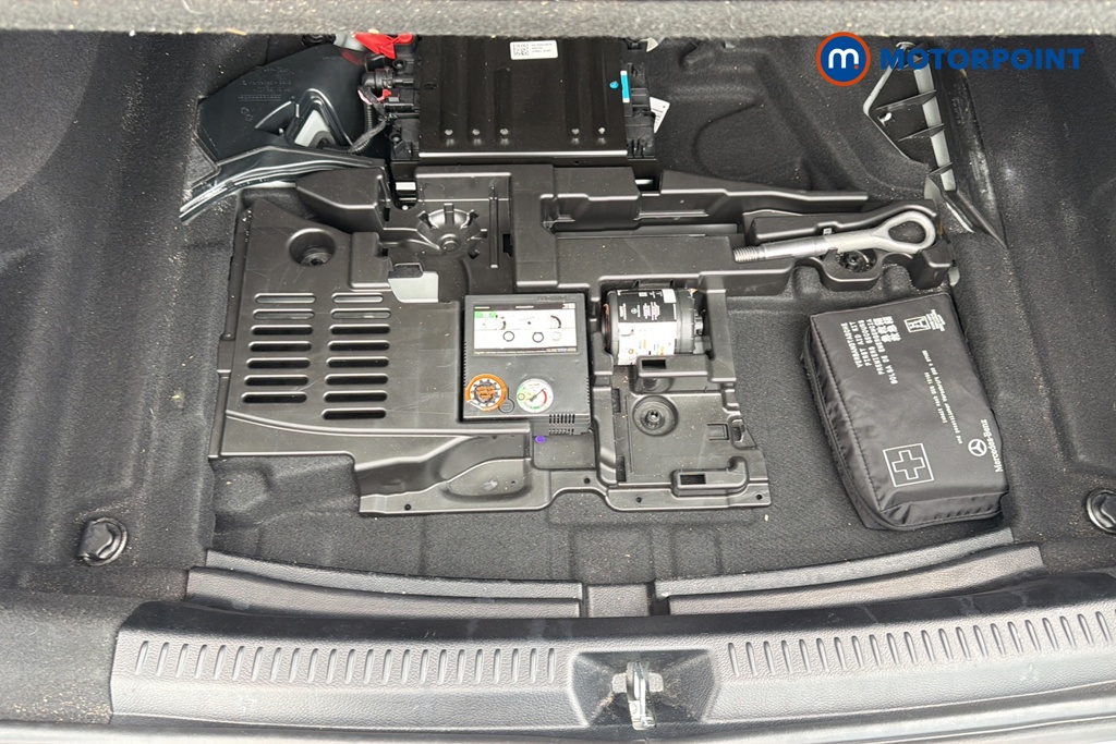 Mercedes-Benz A Class Amg Line Automatic Petrol Saloon - Stock Number (1657563) - 33rd supplementary image