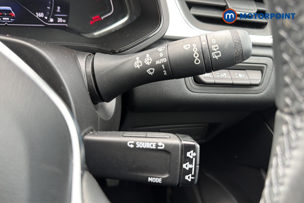 Renault Captur Techno Manual Petrol SUV - Stock Number (1657608) - 6th supplementary image