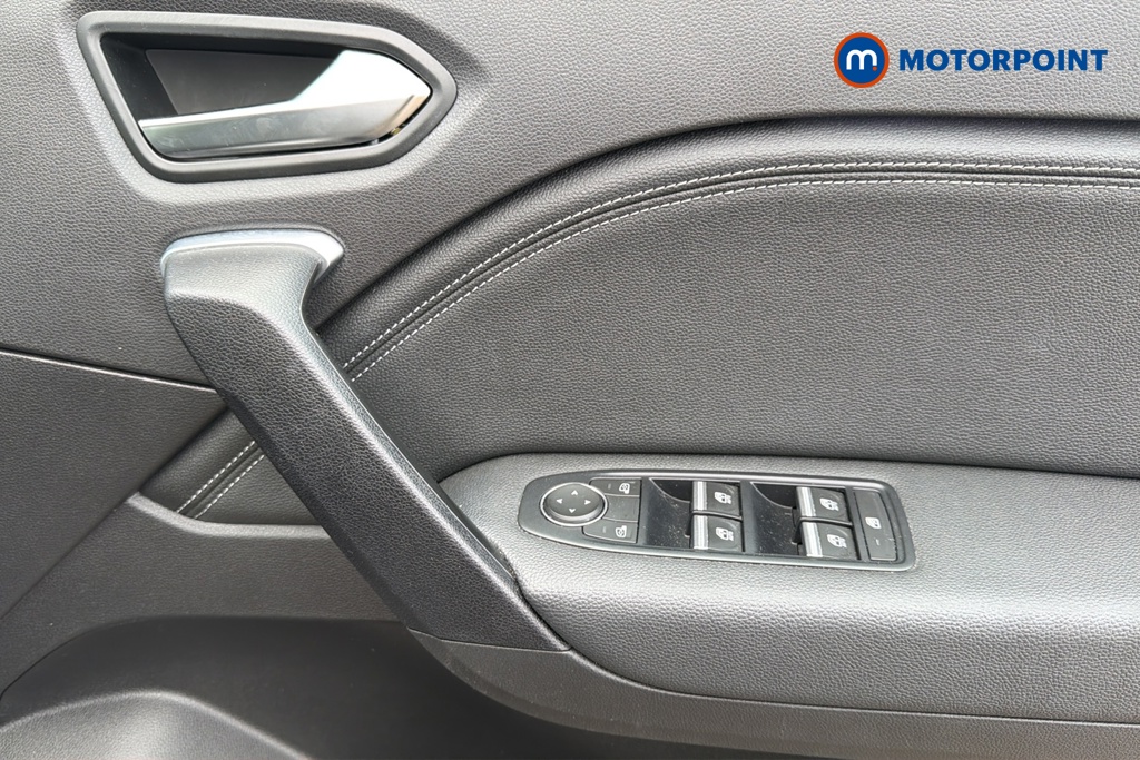 Renault Captur Techno Manual Petrol SUV - Stock Number (1657608) - 19th supplementary image
