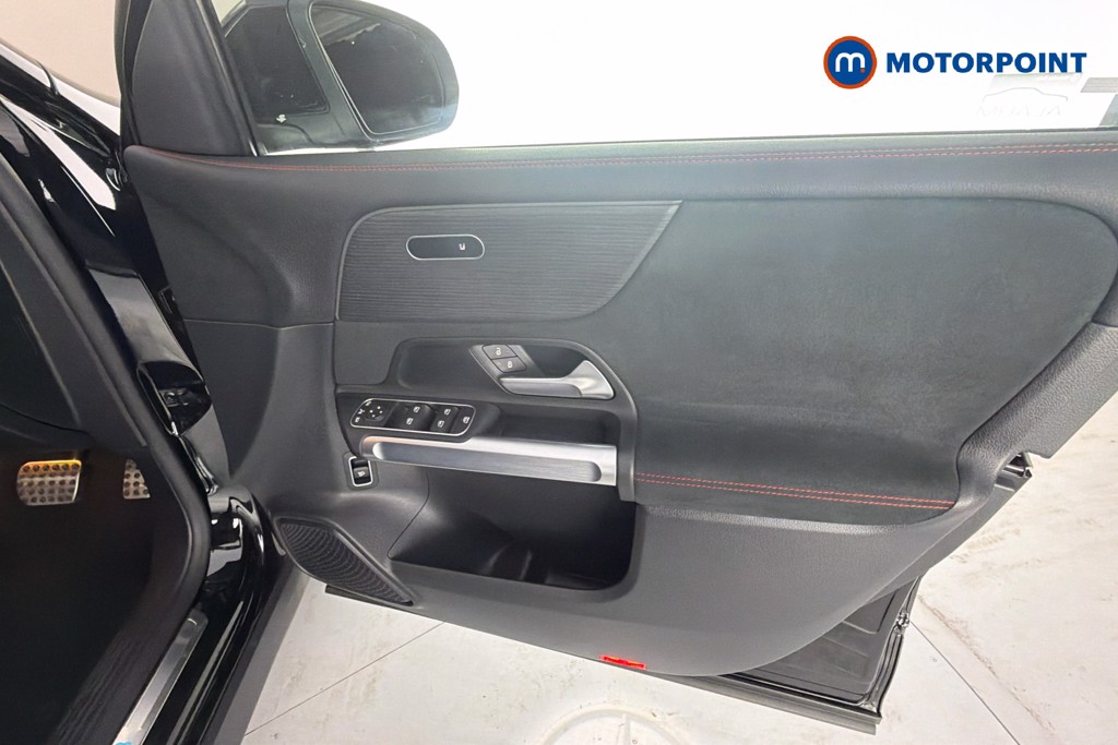 Mercedes-Benz EQB Amg Line Automatic Electric SUV - Stock Number (1657671) - 19th supplementary image
