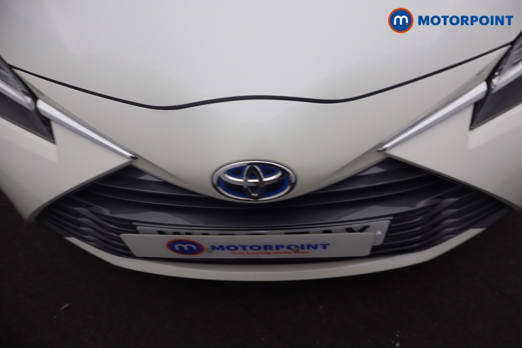 Toyota Yaris Y20 Automatic Petrol-Electric Hybrid Hatchback - Stock Number (1657985) - 25th supplementary image