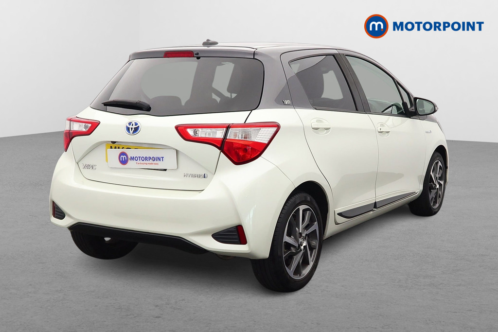 Toyota Yaris Y20 Automatic Petrol-Electric Hybrid Hatchback - Stock Number (1657985) - Drivers side rear corner