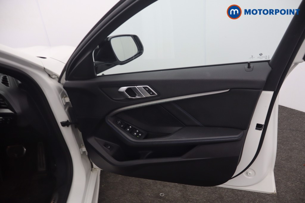 BMW 1 Series M Sport Automatic Petrol Hatchback - Stock Number (1657987) - 9th supplementary image