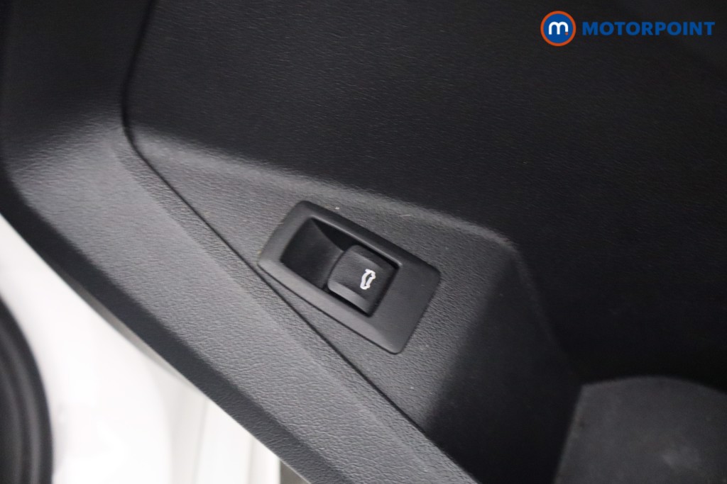 BMW 1 Series M Sport Automatic Petrol Hatchback - Stock Number (1657987) - 12th supplementary image