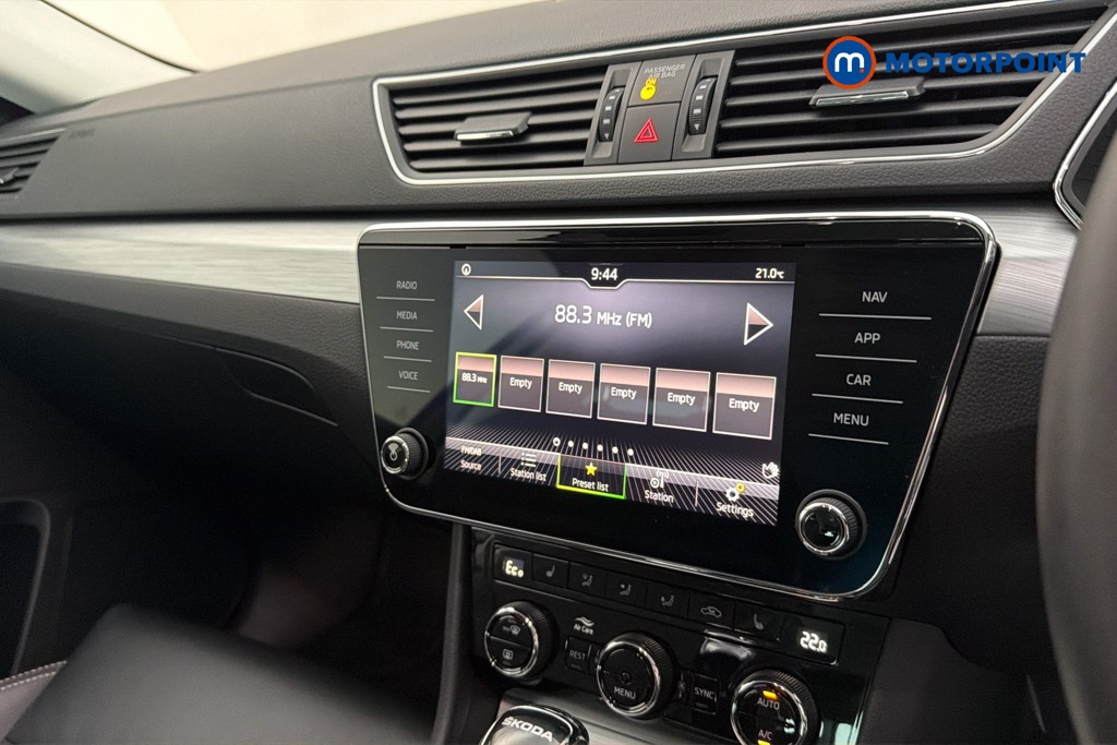 Skoda Superb Se Technology Automatic Petrol Plug-In Hybrid Estate - Stock Number (1658046) - 9th supplementary image