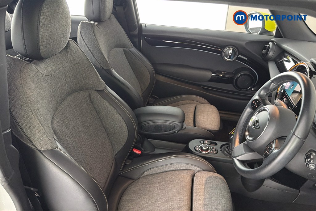 Mini Hatchback Cooper S Level 2 Automatic Electric Hatchback - Stock Number (1658203) - 22nd supplementary image