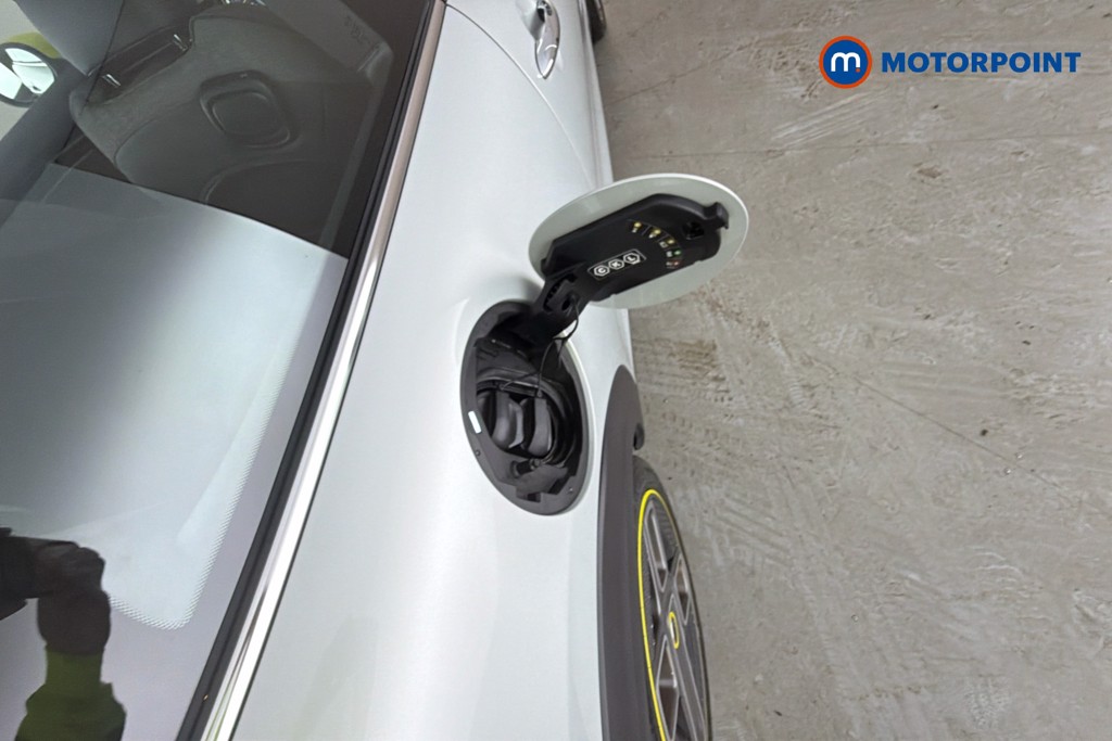 Mini Hatchback Cooper S Level 2 Automatic Electric Hatchback - Stock Number (1658203) - 41st supplementary image