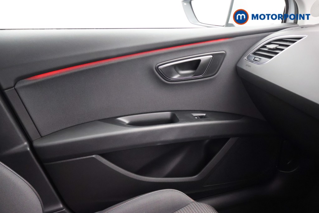 Seat Leon FR Manual Petrol Estate - Stock Number (1658312) - 11th supplementary image