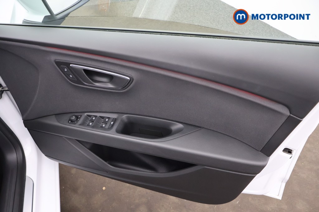 Seat Leon FR Manual Petrol Estate - Stock Number (1658312) - 14th supplementary image