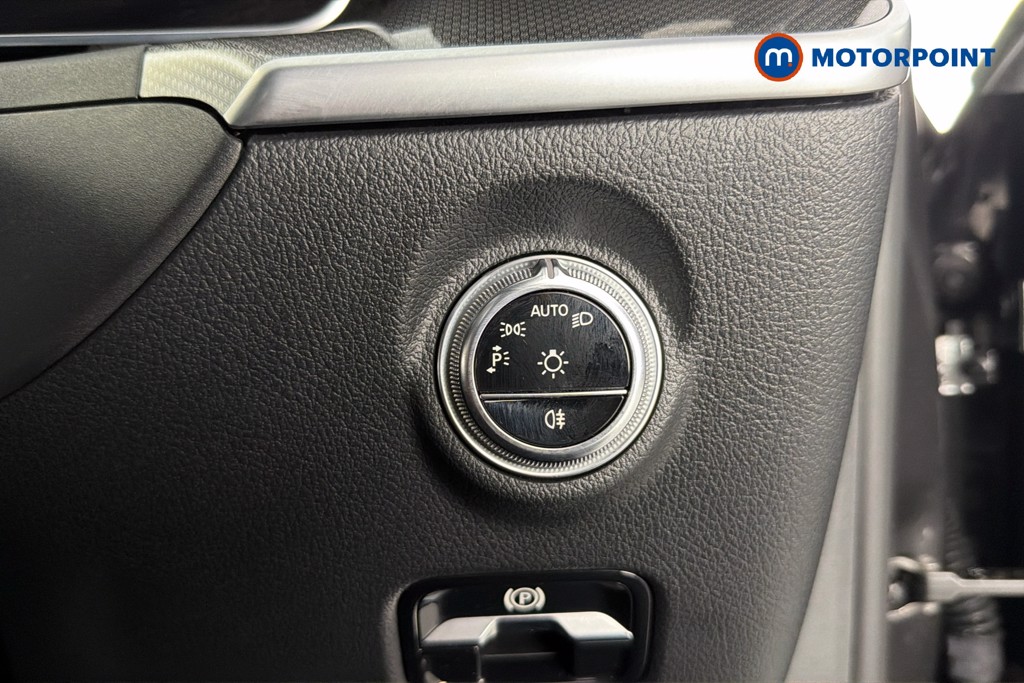 Mercedes-Benz C Class Amg Line Automatic Petrol Estate - Stock Number (1658318) - 18th supplementary image