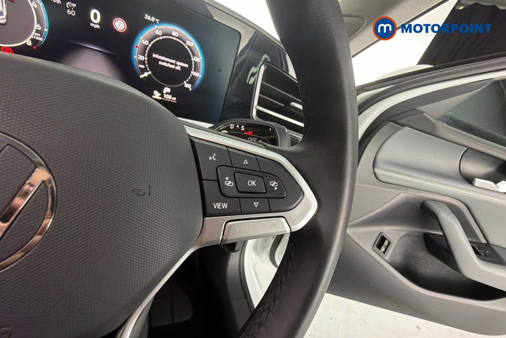 Volkswagen Passat Life Automatic Petrol Plug-In Hybrid Estate - Stock Number (1658413) - 4th supplementary image
