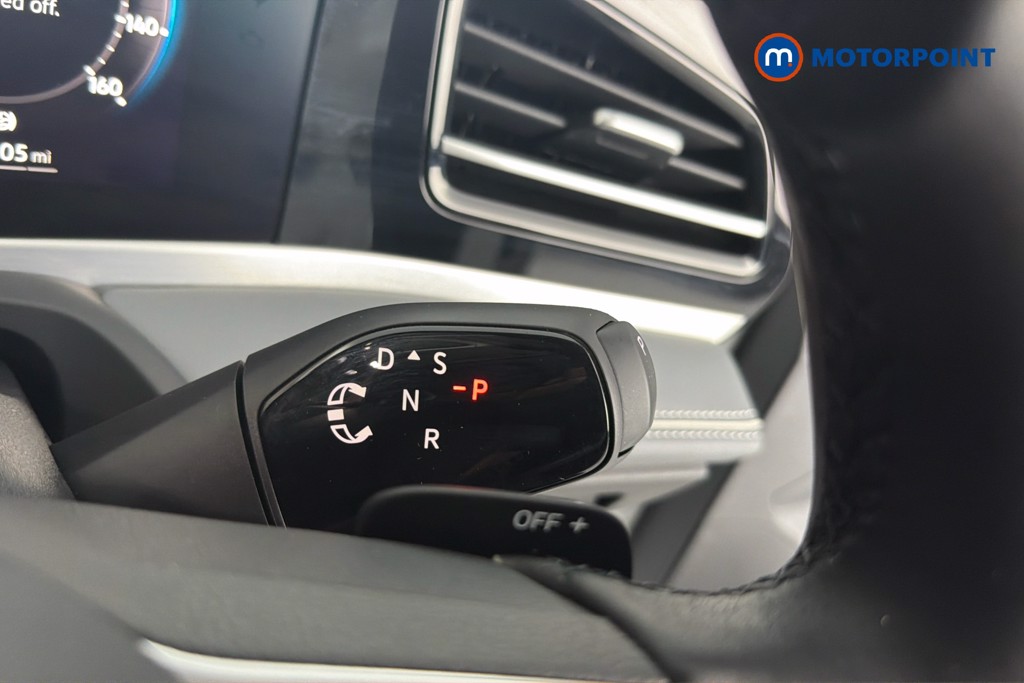 Volkswagen Passat Life Automatic Petrol Plug-In Hybrid Estate - Stock Number (1658413) - 7th supplementary image