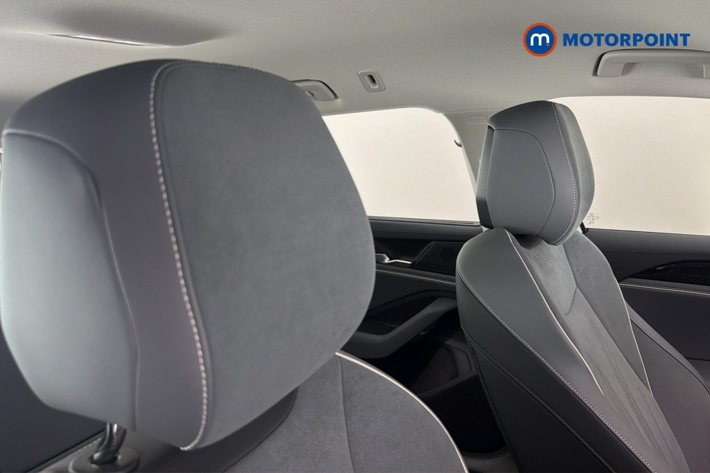 Volkswagen Passat Life Automatic Petrol Plug-In Hybrid Estate - Stock Number (1658413) - 23rd supplementary image