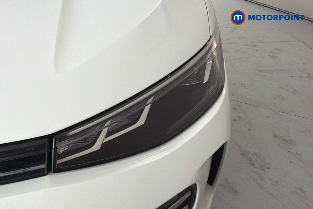 Volkswagen Passat Life Automatic Petrol Plug-In Hybrid Estate - Stock Number (1658413) - 44th supplementary image