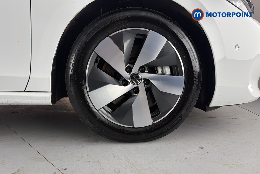 Volkswagen Passat Life Automatic Petrol Plug-In Hybrid Estate - Stock Number (1658413) - 50th supplementary image