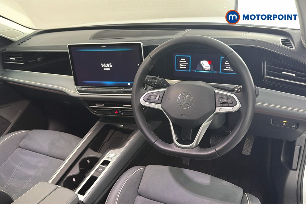 Volkswagen Passat Life Automatic Petrol Plug-In Hybrid Estate - Stock Number (1658413) - 1st supplementary image