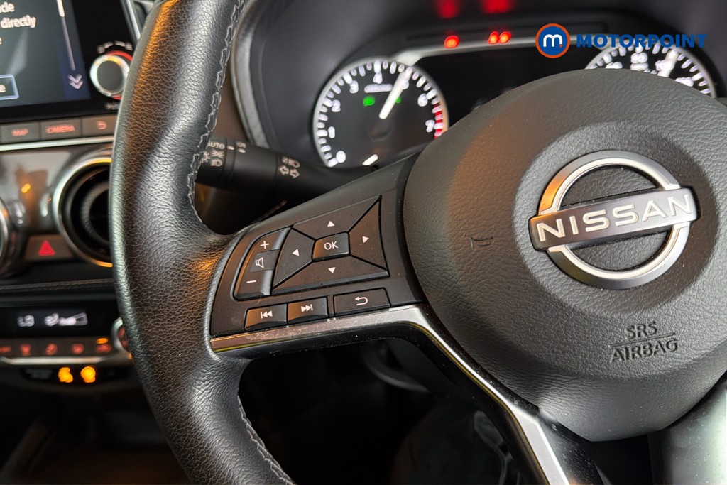 Nissan Juke N-Connecta Manual Petrol SUV - Stock Number (1658426) - 3rd supplementary image