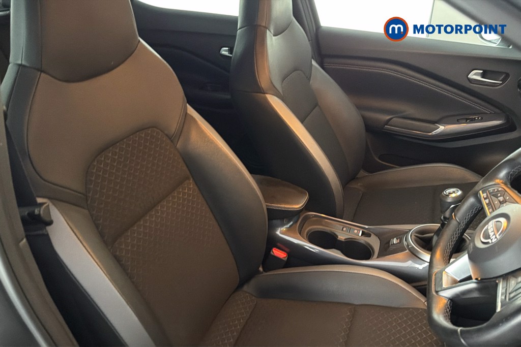 Nissan Juke N-Connecta Manual Petrol SUV - Stock Number (1658426) - 22nd supplementary image