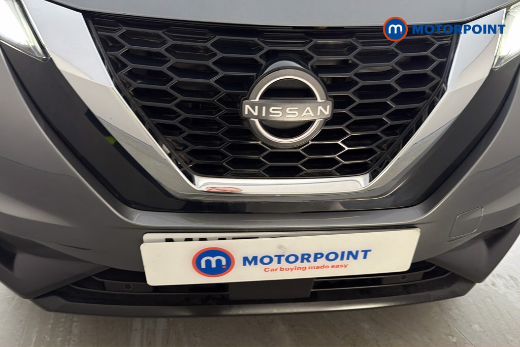 Nissan Juke N-Connecta Manual Petrol SUV - Stock Number (1658426) - 45th supplementary image