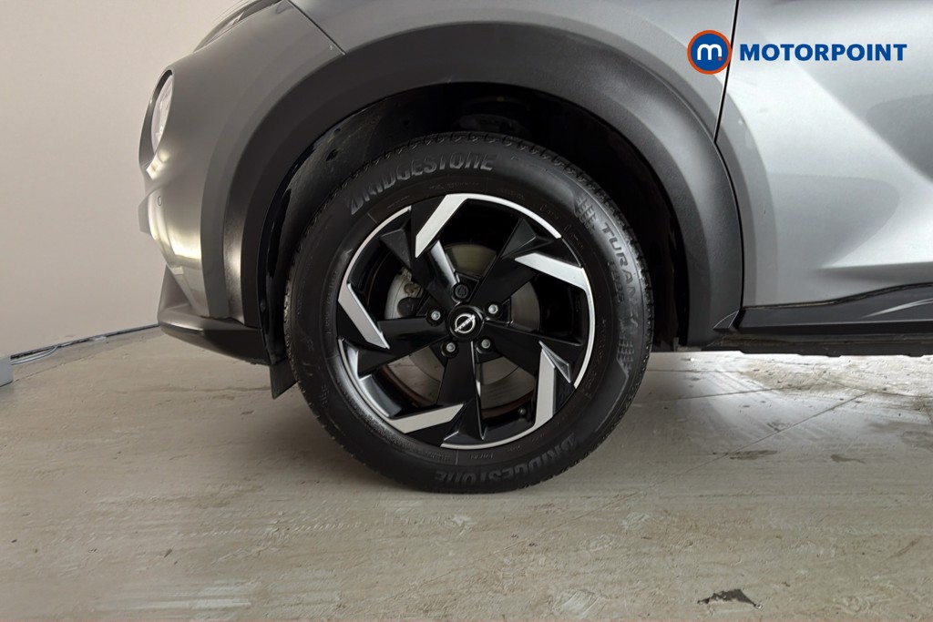Nissan Juke N-Connecta Manual Petrol SUV - Stock Number (1658426) - 47th supplementary image