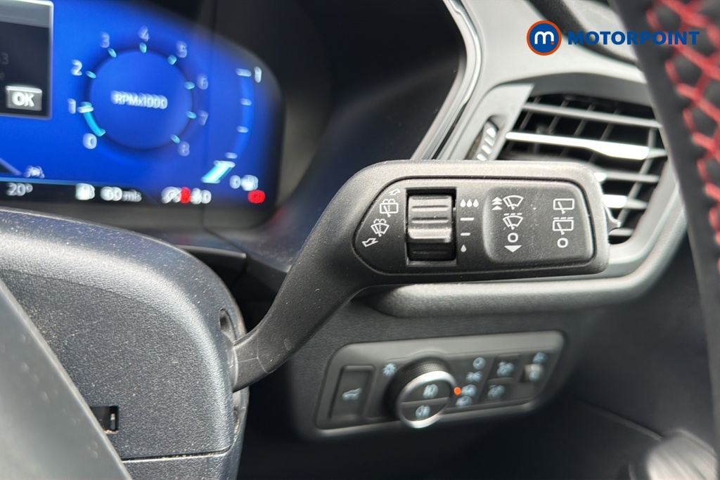 Ford Kuga St-Line X Edition Manual Petrol SUV - Stock Number (1658429) - 6th supplementary image