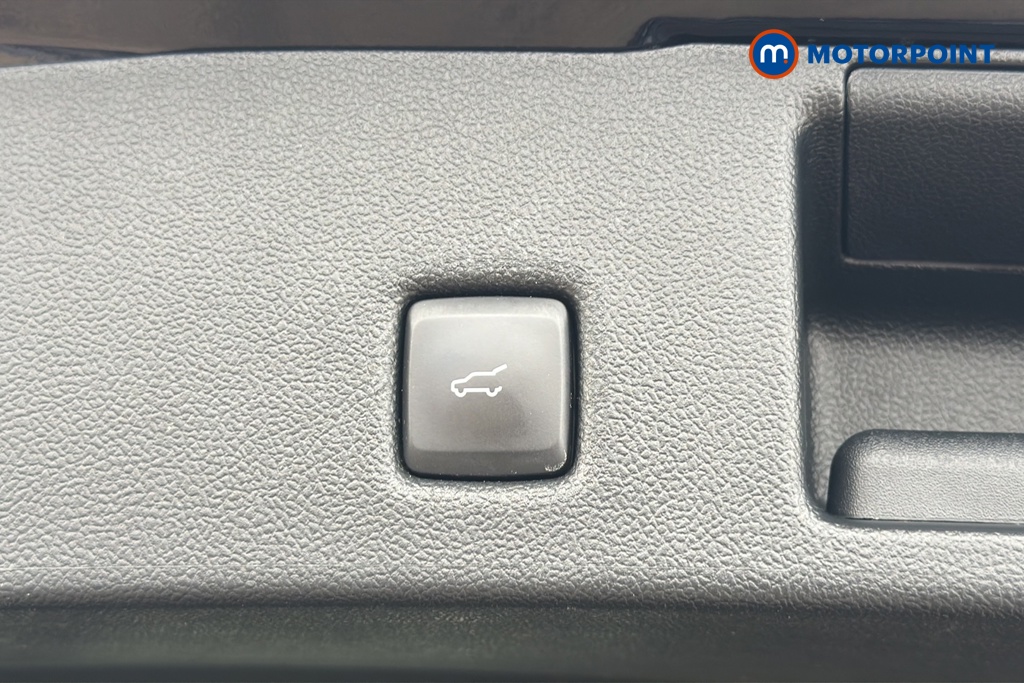 Ford Kuga St-Line X Edition Manual Petrol SUV - Stock Number (1658429) - 35th supplementary image