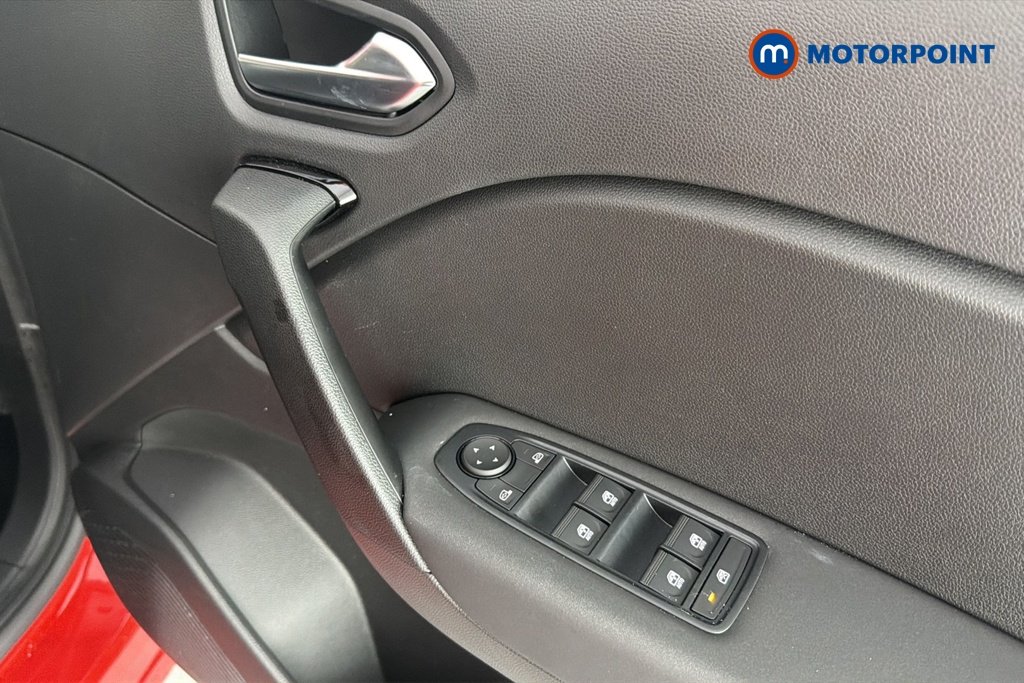 Renault Captur Evolution Manual Petrol SUV - Stock Number (1658625) - 19th supplementary image