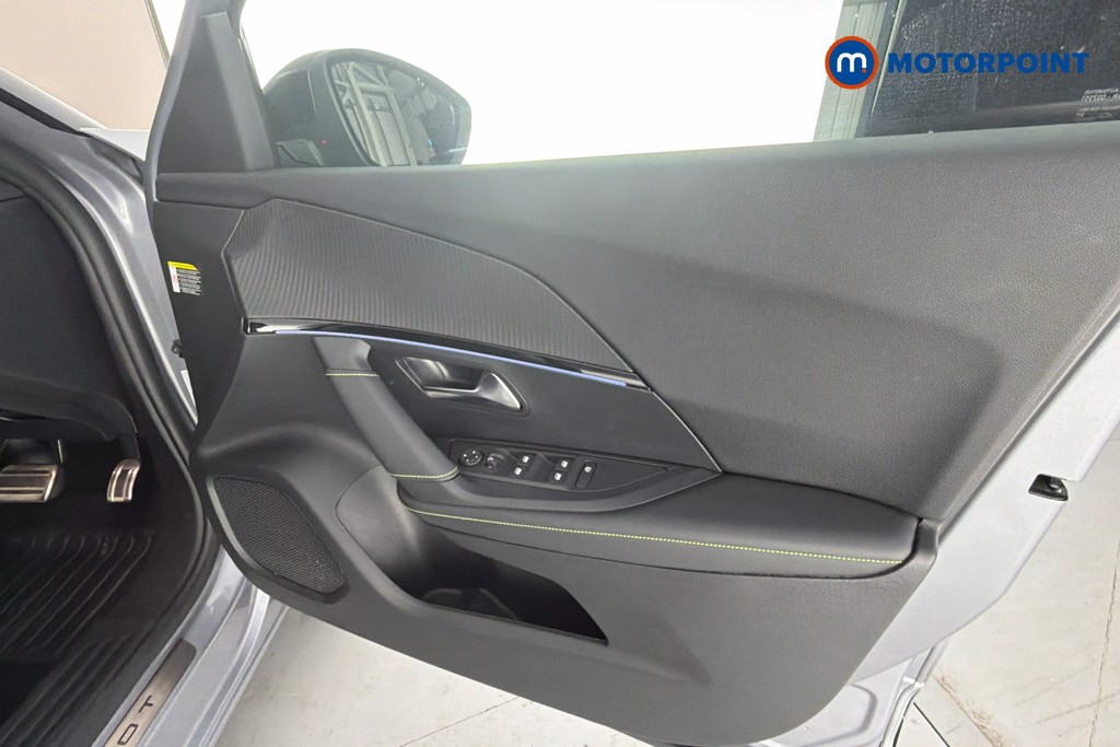 Peugeot 2008 GT Automatic Petrol SUV - Stock Number (1658717) - 19th supplementary image