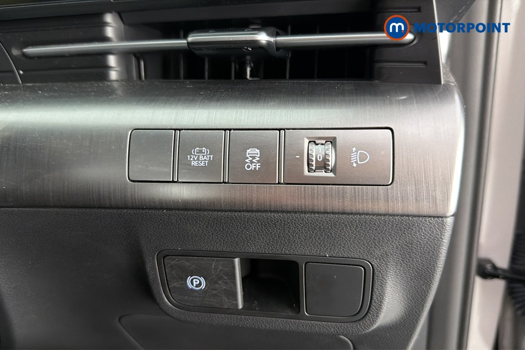 Hyundai Kona Advance Automatic Petrol-Electric Hybrid SUV - Stock Number (1659556) - 11th supplementary image