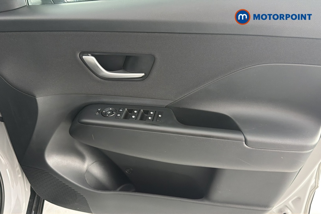 Hyundai Kona Advance Automatic Petrol-Electric Hybrid SUV - Stock Number (1659556) - 18th supplementary image
