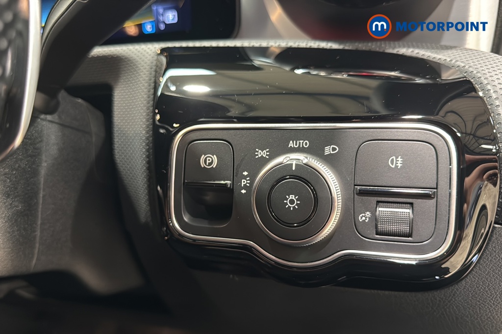 Mercedes-Benz A Class Premium Plus Edition Automatic Petrol Hatchback - Stock Number (1659567) - 11th supplementary image