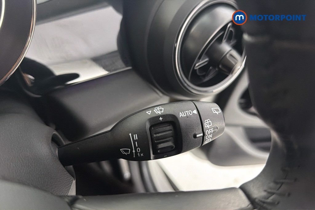 Mini Hatchback Cooper Classic Manual Petrol Hatchback - Stock Number (1659592) - 7th supplementary image