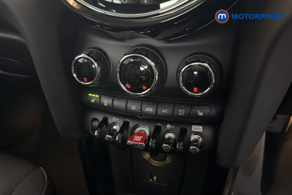 Mini Hatchback Cooper Classic Manual Petrol Hatchback - Stock Number (1659592) - 12th supplementary image
