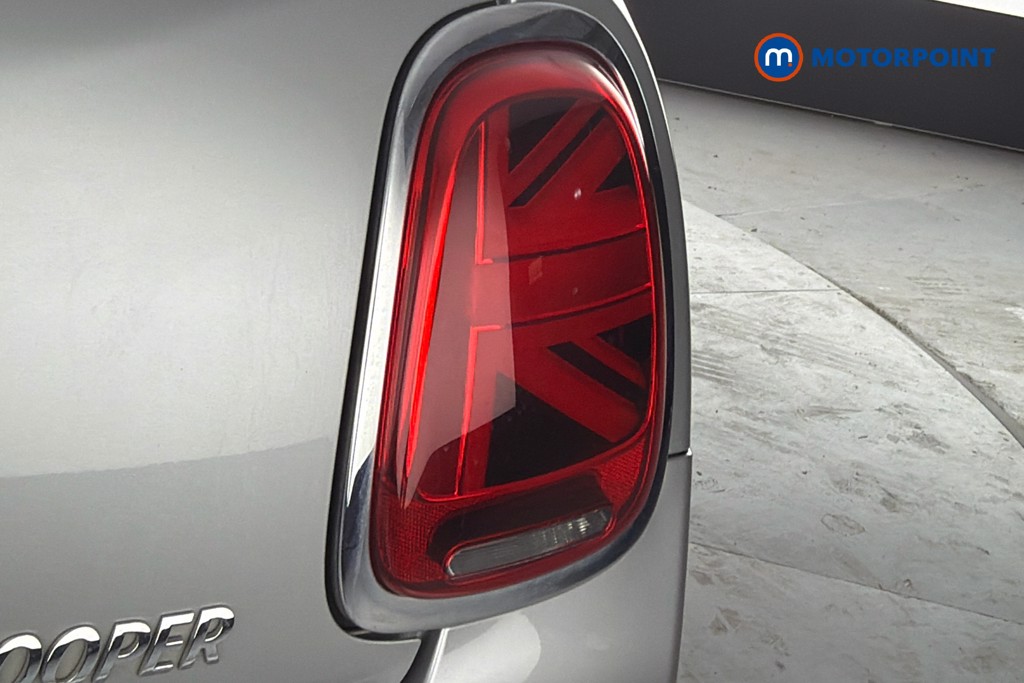 Mini Hatchback Cooper Classic Manual Petrol Hatchback - Stock Number (1659592) - 38th supplementary image