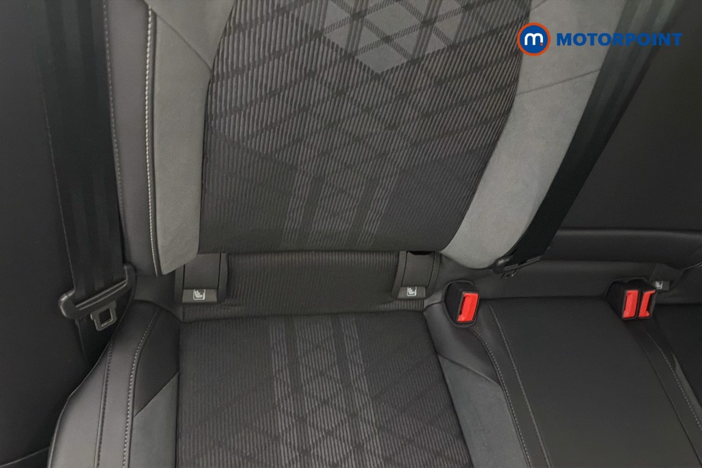 Volkswagen Golf R-Line Automatic Petrol Estate - Stock Number (1659639) - 29th supplementary image