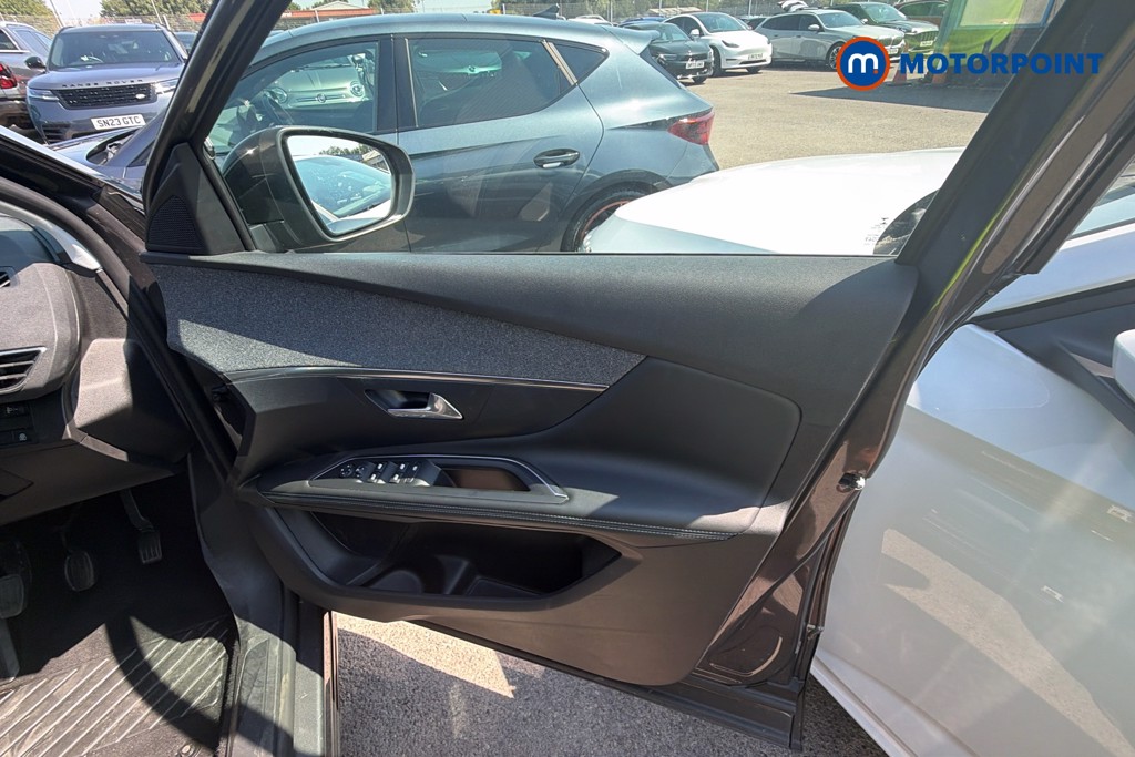 Peugeot 3008 Allure Premium Manual Diesel SUV - Stock Number (1583740) - 37th supplementary image