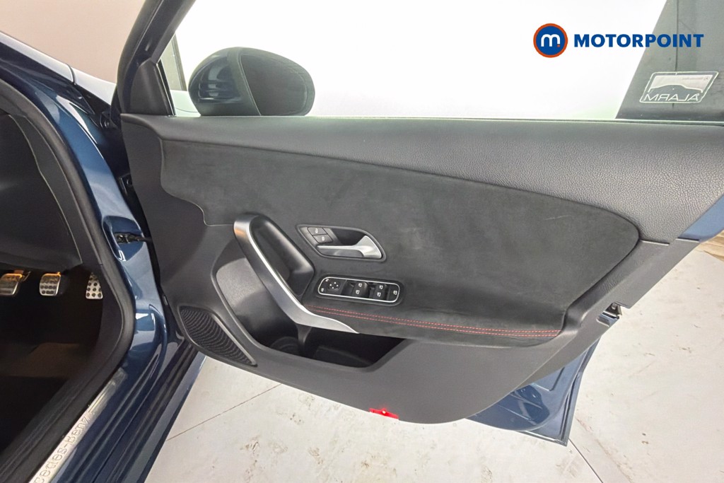 Mercedes-Benz A Class Amg Line Manual Petrol Hatchback - Stock Number (1609691) - 19th supplementary image