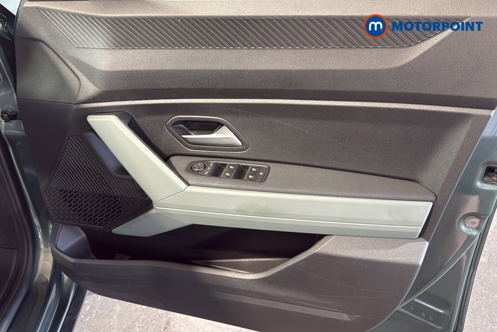 Dacia Duster Extreme Manual Petrol SUV - Stock Number (1627426) - 18th supplementary image