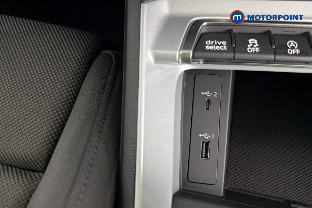 Audi Q3 Sport Automatic Petrol SUV - Stock Number (1642675) - 17th supplementary image